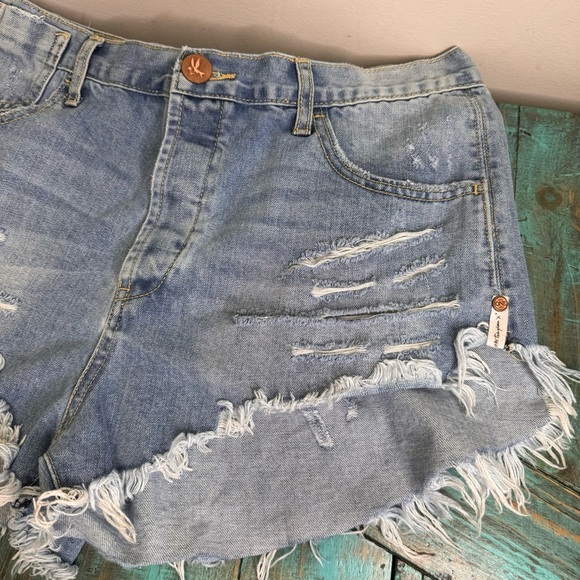 One Teaspoon Le Wolves Denim Shorts Blue Bone Frayed Hem Distressed Size 29 - Picture 5 of 15